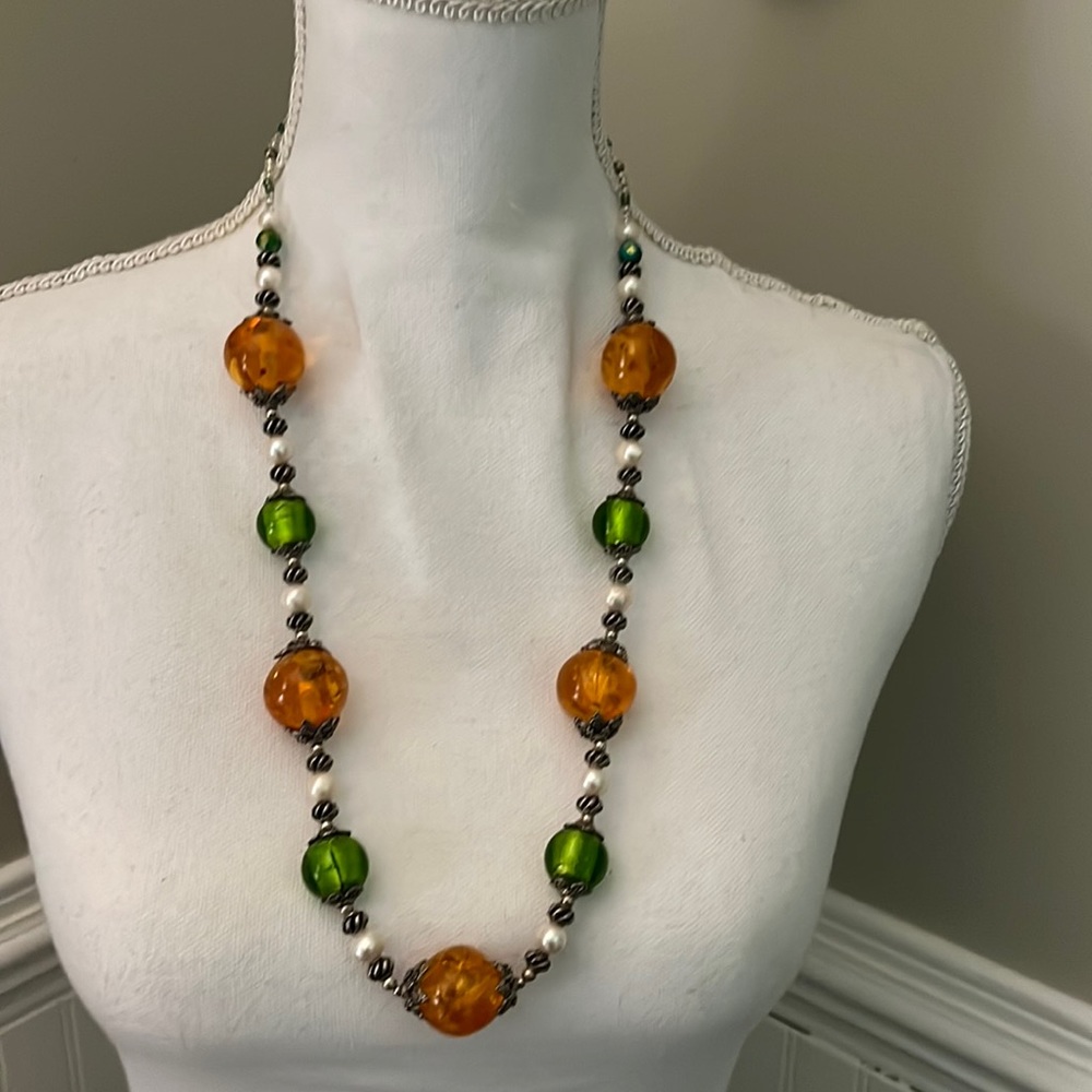 Beaded necklace